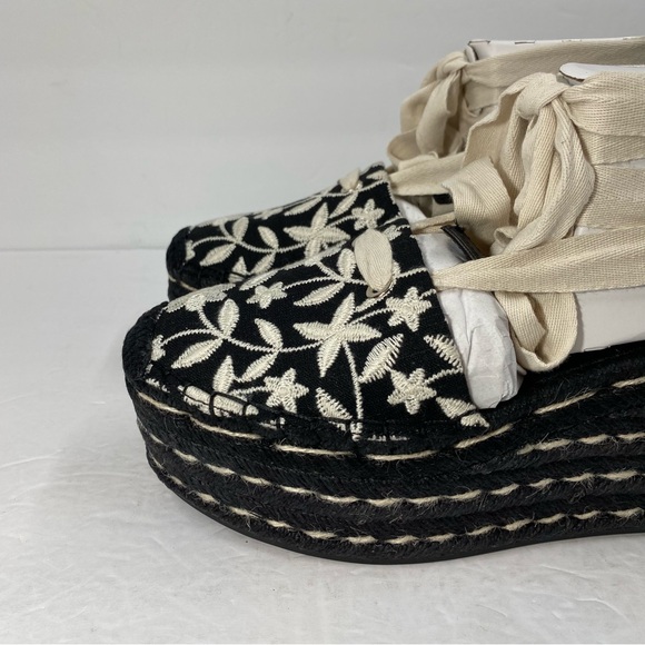 Vince Camuto Women’s Tishea Espadrille Wedge Sandals Black Cream Embroidered NWT - Picture 5 of 14